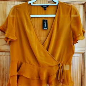 Express mustard gold top, size S